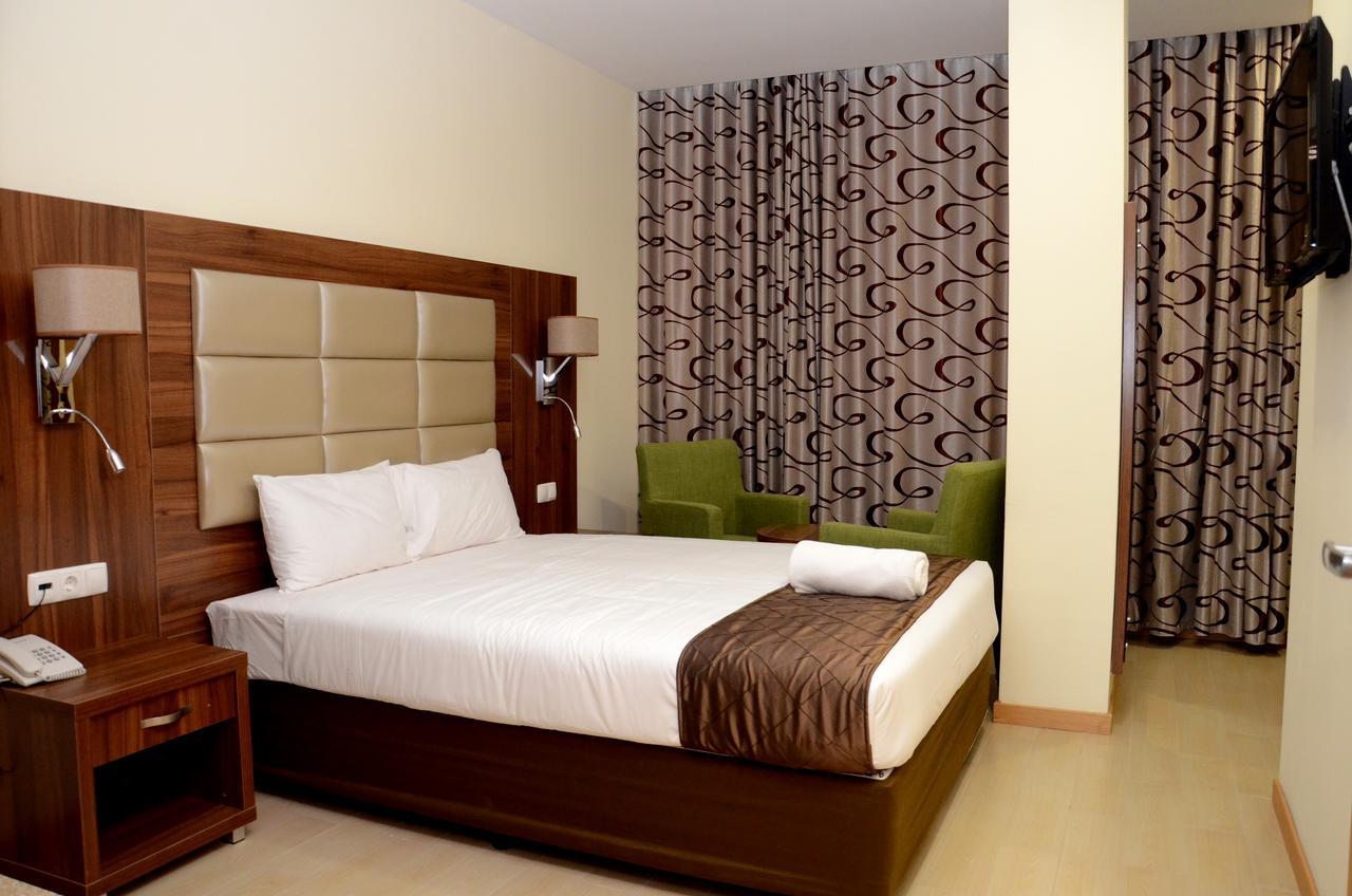 מאפוטו Blu Sky Hotel מראה חיצוני תמונה