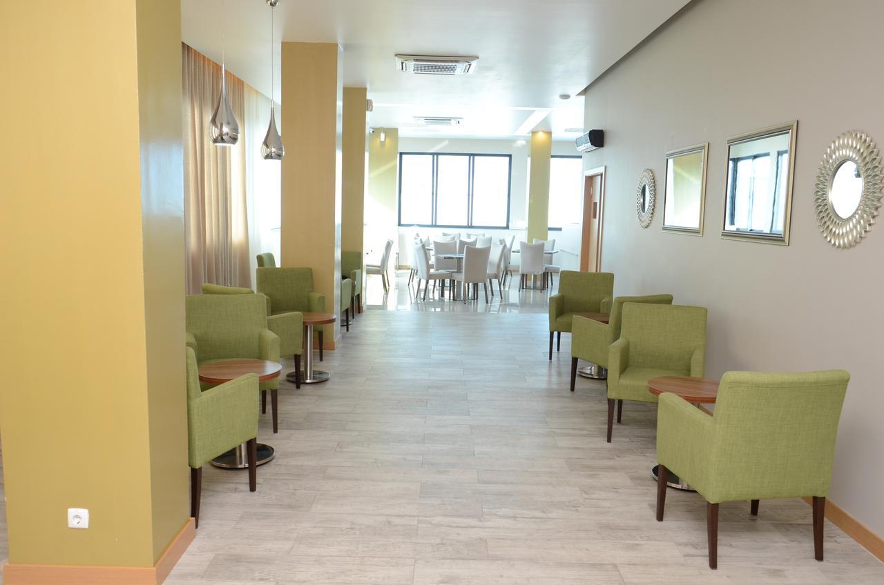 מאפוטו Blu Sky Hotel מראה חיצוני תמונה